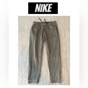 NIKE Men’s Therma Fit Joggers L